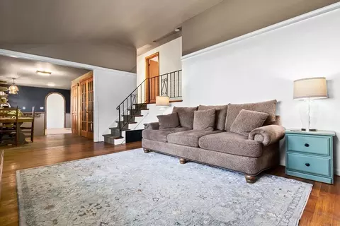 38 Pickering St, Danvers, MA 01923 photo 6