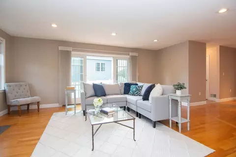 95 John St, Reading, MA 01867 photo 17