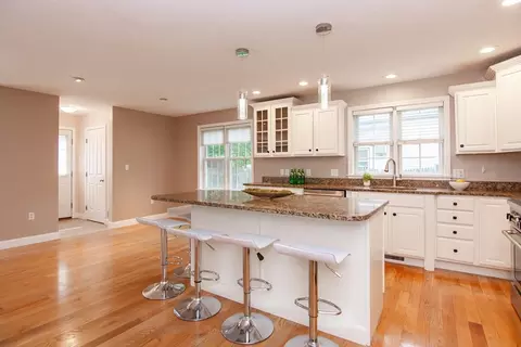 95 John St, Reading, MA 01867 photo 10