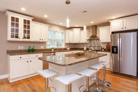 95 John St, Reading, MA 01867 photo 11