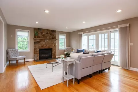 95 John St, Reading, MA 01867 photo 18