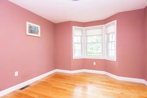 95 John St, Reading, MA 01867 photo 6