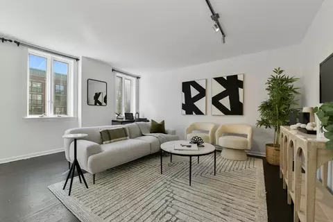 10 Rogers St #308, Cambridge, MA 02142