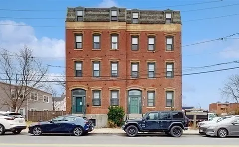 89 Pearl St #7, Chelsea, MA 02150