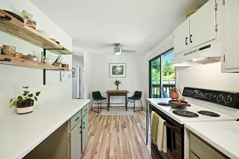1007 Westhampton Rd, Northampton, MA 01060 photo 5