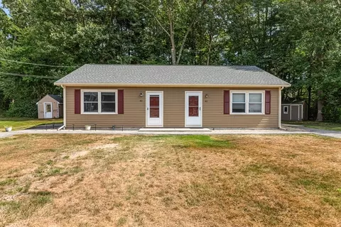 40 Old Forge Rd #40, Bridgewater, MA 02324