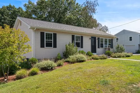 15 Burrill Ave, Methuen, MA 01844