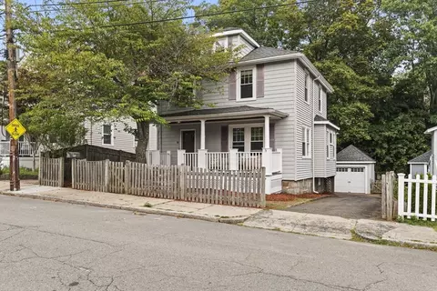 78 Hillsdale St, Boston, MA 02124