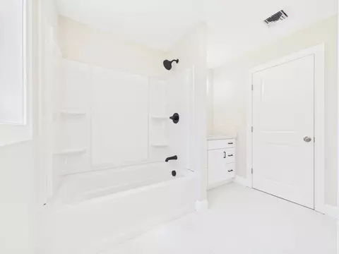 2 Bc Ln, Berkley, MA 02779 photo 38