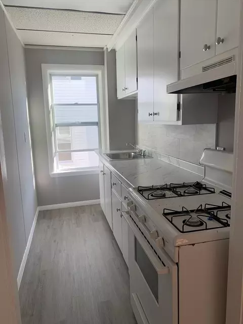 107-113 Palmer St, Fall River, MA 02724 photo 6