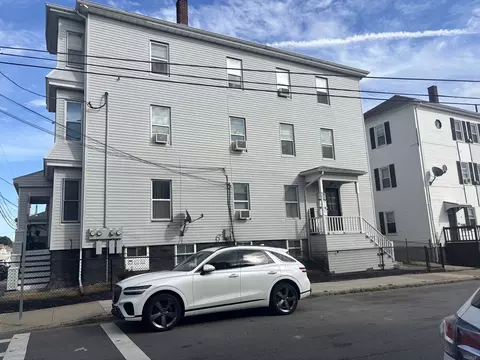 107-113 Palmer St, Fall River, MA 02724 photo 3