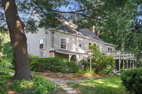 17 Laclede Ave, Framingham, MA 01701