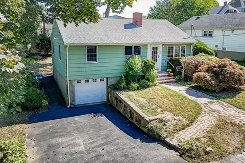 26 Campbell St, Lynn, MA 01904
