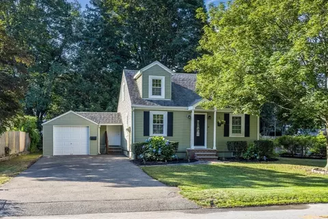 18 Wescroft Rd, Reading, MA 01867 photo 24