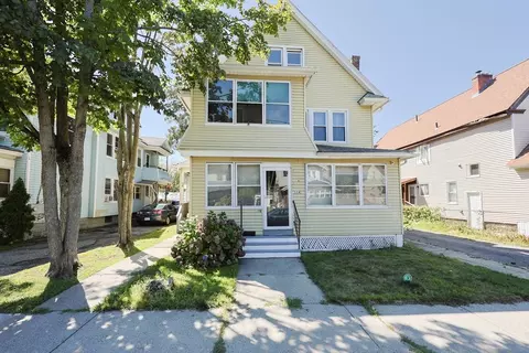 Exterior - 114 Sylvan St, Springfield, MA 01108 photo 2 of 5