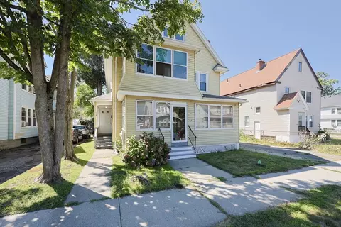 114 Sylvan St, Springfield, MA 01108