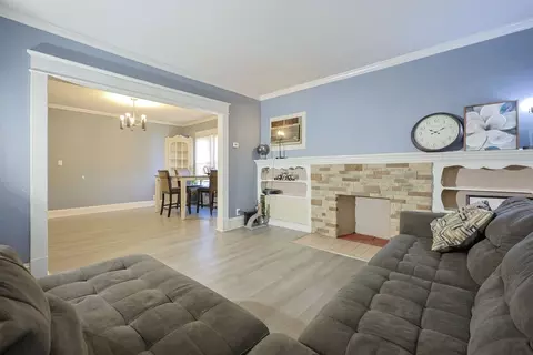Living - 114 Sylvan St, Springfield, MA 01108 photo 1 of 1