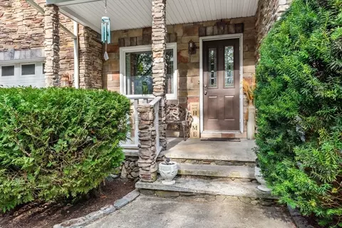 16 Martin St, Rehoboth, MA 02769 photo 5