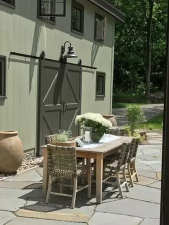 Exterior - 16 Pinecroft Rd, Weston, MA 02493 photo 3 of 4