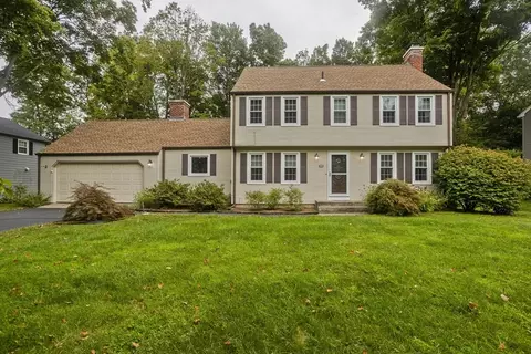 236 Forest Gln, West Springfield, MA 01089