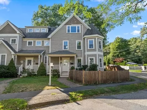 51 Bourne St #51, Auburndale, MA 02466