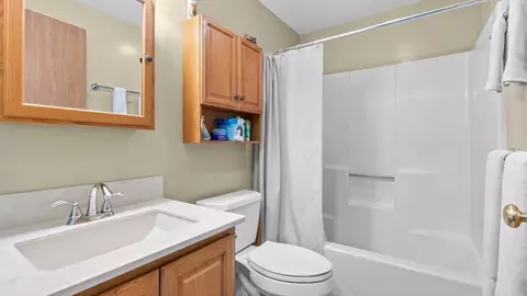 5455 N Main St #14-B, Fall River, MA 02720 photo 8