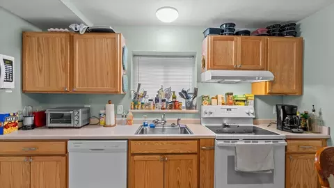 5455 N Main St #14-B, Fall River, MA 02720 photo 5