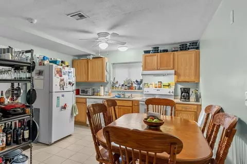 5455 N Main St #14-B, Fall River, MA 02720 photo 4