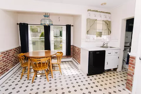 Dining - 78 Holyoke St, Easthampton, MA 01027 photo 2 of 2