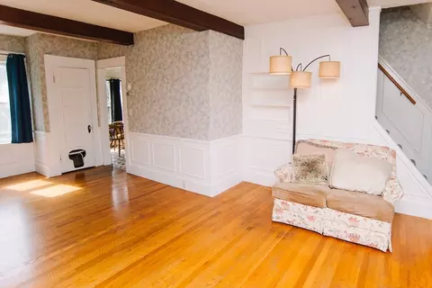Living - 78 Holyoke St, Easthampton, MA 01027 photo 6 of 8