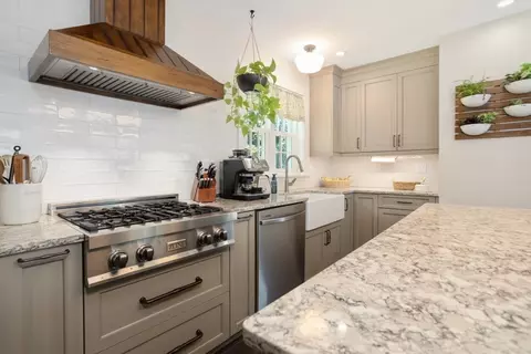 108 Centre St, Danvers, MA 01923 photo 12
