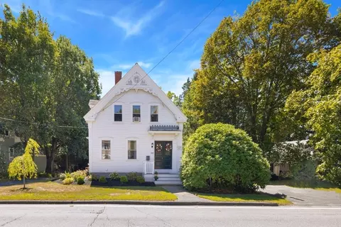 108 Centre St, Danvers, MA 01923 photo 2