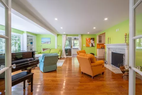 96 Conant, Weston, MA 02493 photo 14