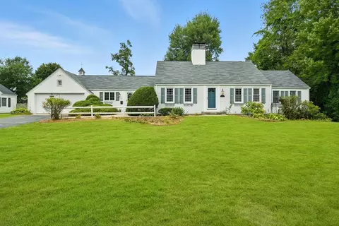 124 Longfellow Dr, Longmeadow, MA 01106