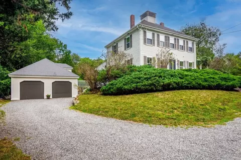 46-52 Winter St, Lincoln, MA 01773