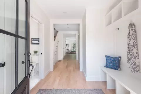29 Berkeley St, Arlington, MA 02474 photo 2
