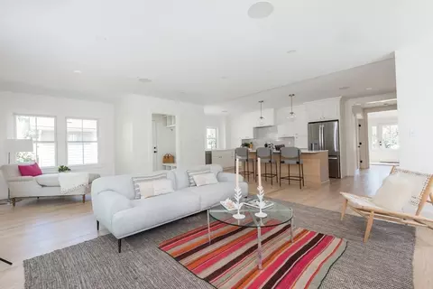 29 Berkeley St, Arlington, MA 02474 photo 4