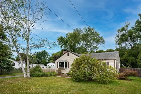 23 John St, Easthampton, MA 01027 photo 2