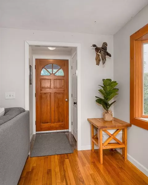 23 John St, Easthampton, MA 01027 photo 8