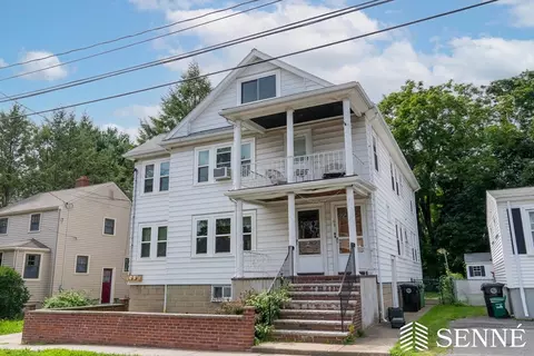63-65 Evans St, Watertown, MA 02472