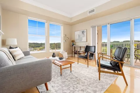36 Village Rd #601, Middleton, MA 01949