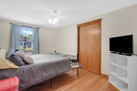 19 Ruthven St, Springfield, MA 01128 photo 13