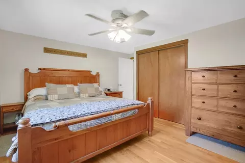 19 Ruthven St, Springfield, MA 01128 photo 12