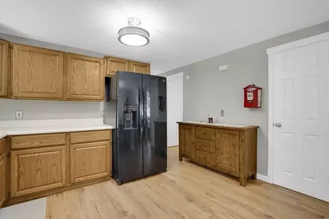 19 Ruthven St, Springfield, MA 01128 photo 8