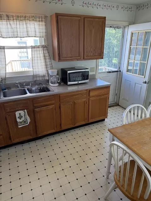 54 Pondview Dr, Fall River, MA 02721 photo 7