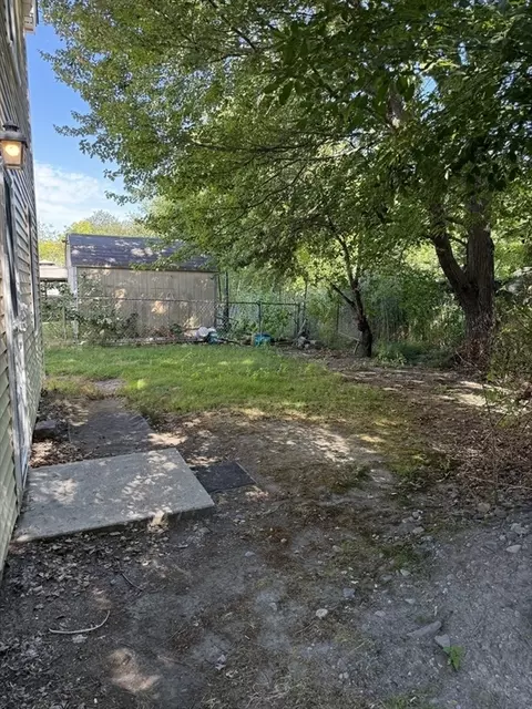 54 Pondview Dr, Fall River, MA 02721 photo 6
