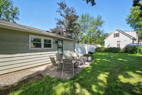 Exterior - 19 Harbour Rd, Springfield, MA 01118 photo 5 of 9