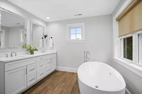 Bath - 11 Waring Rd, Natick, MA 01760 photo 1 of 4