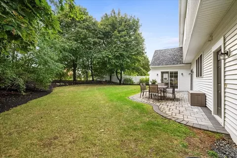 Exterior - 11 Waring Rd, Natick, MA 01760 photo 4 of 6