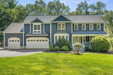 32 Vose Hill Rd, Westford, MA 01886